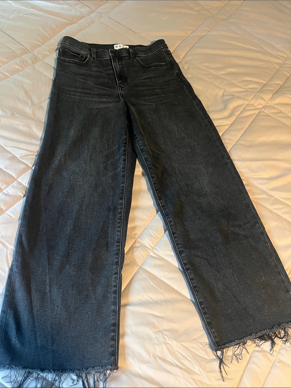 High-Rise Black Wide-Leg Jeans with Frayed Hem - Women